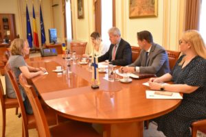 Întâlnire de lucru a ministrului Afacerilor Interne, Cătălin Predoiu, cu E.S. doamna Marjut Akola, ambasadoarea Republicii Finlanda la București